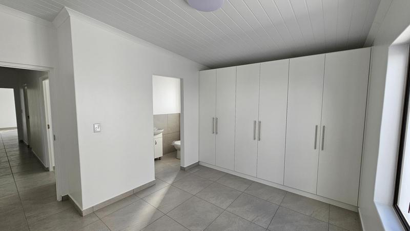 3 Bedroom Property for Sale in Velddrif Western Cape